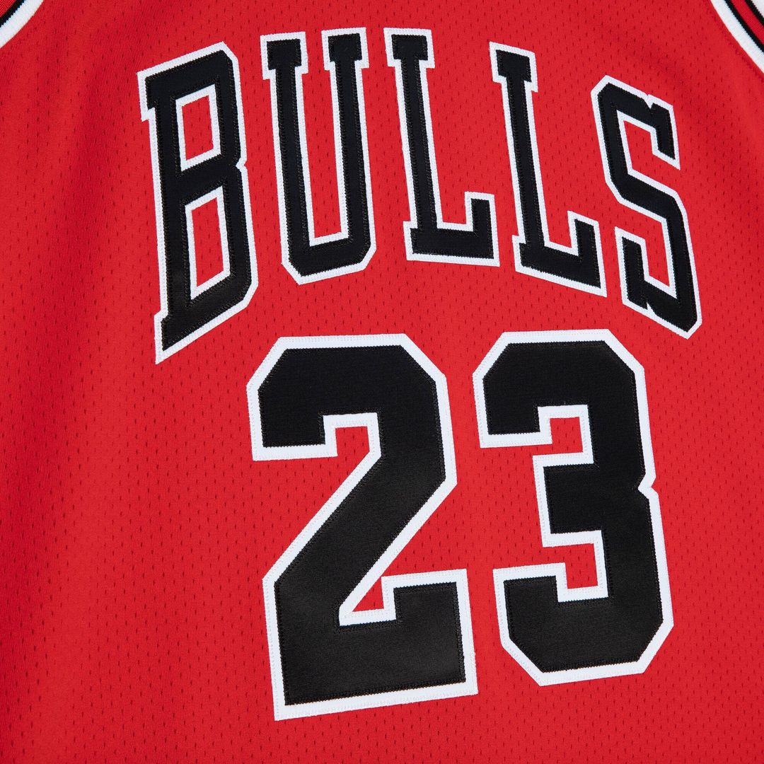 Michael Jordan | Chicago Bulls | 1997 - 98 Jersey - Red