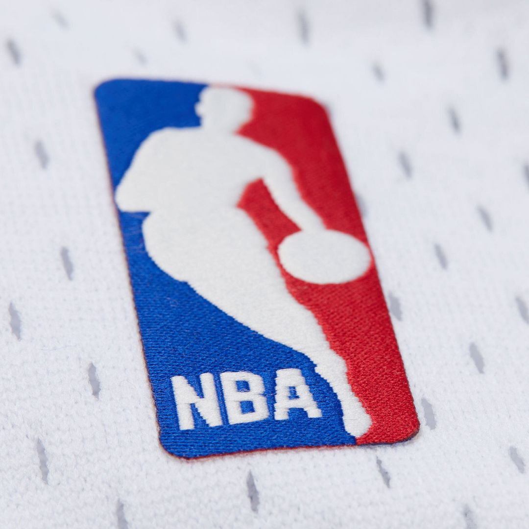 Kevin Garnett | Minnesota Timberwolves | Hardwood Classics Swingman Jersey - White