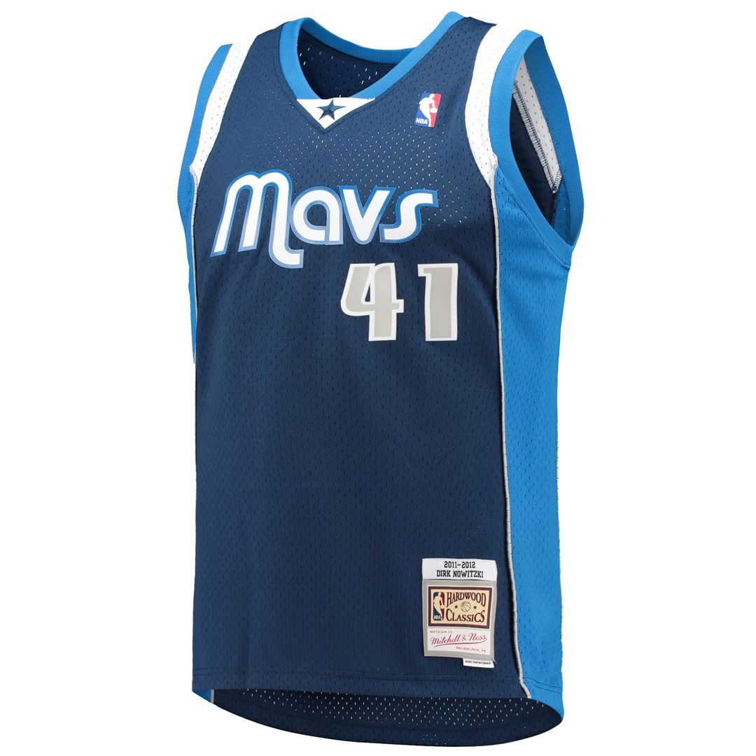 Dirk Nowitzki | Dallas Mavericks | 2011/12 Hardwood Classics Swingman Jersey - Navy