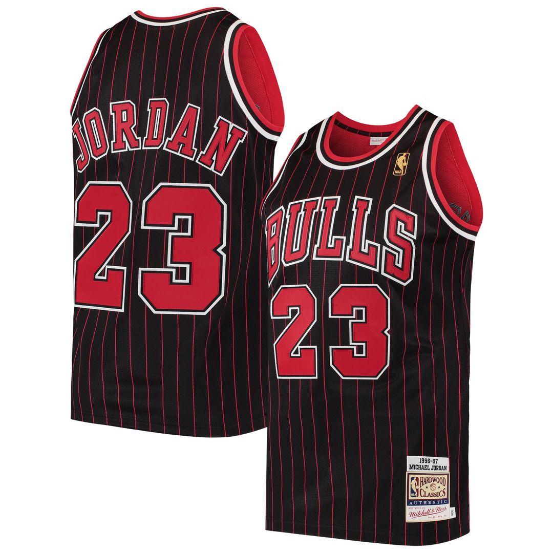 Michael Jordan | Chicago Bulls | 1996/97 Hardwood Classics Jersey - Black