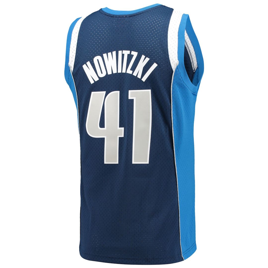 Dirk Nowitzki | Dallas Mavericks | 2011/12 Hardwood Classics Swingman Jersey - Navy