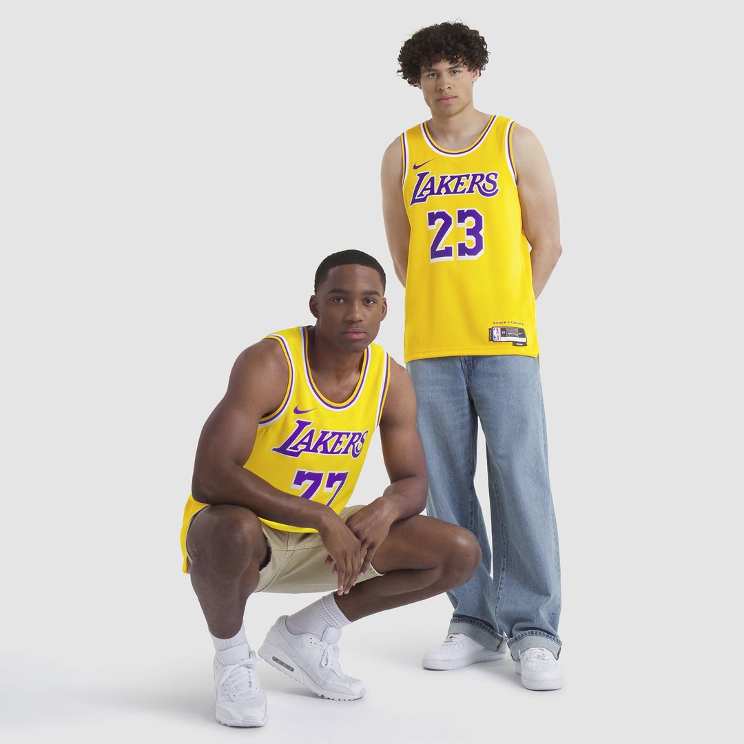 LeBron James | Los Angeles Lakers | Unisex Swingman Jersey - Icon Edition - Gold