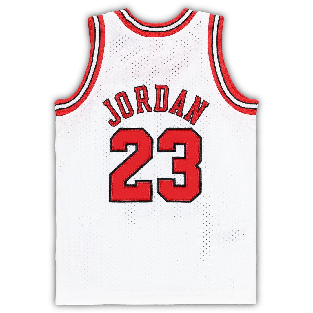 Michael Jordan | Chicago Bulls | Infant 1996/97 Hardwood Classics Jersey - Black