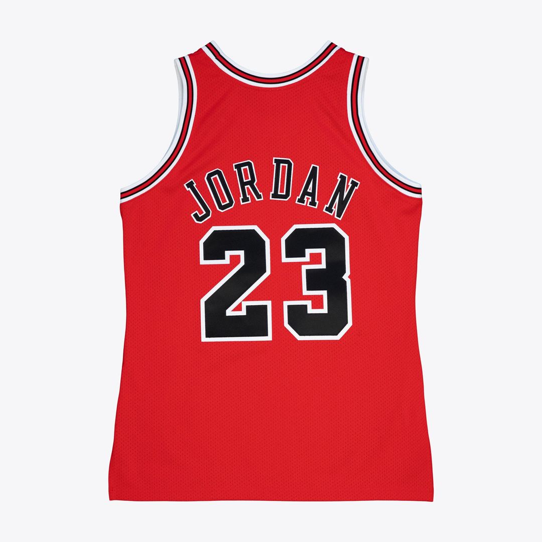 Michael Jordan | Chicago Bulls | 1997 - 98 Jersey - Red