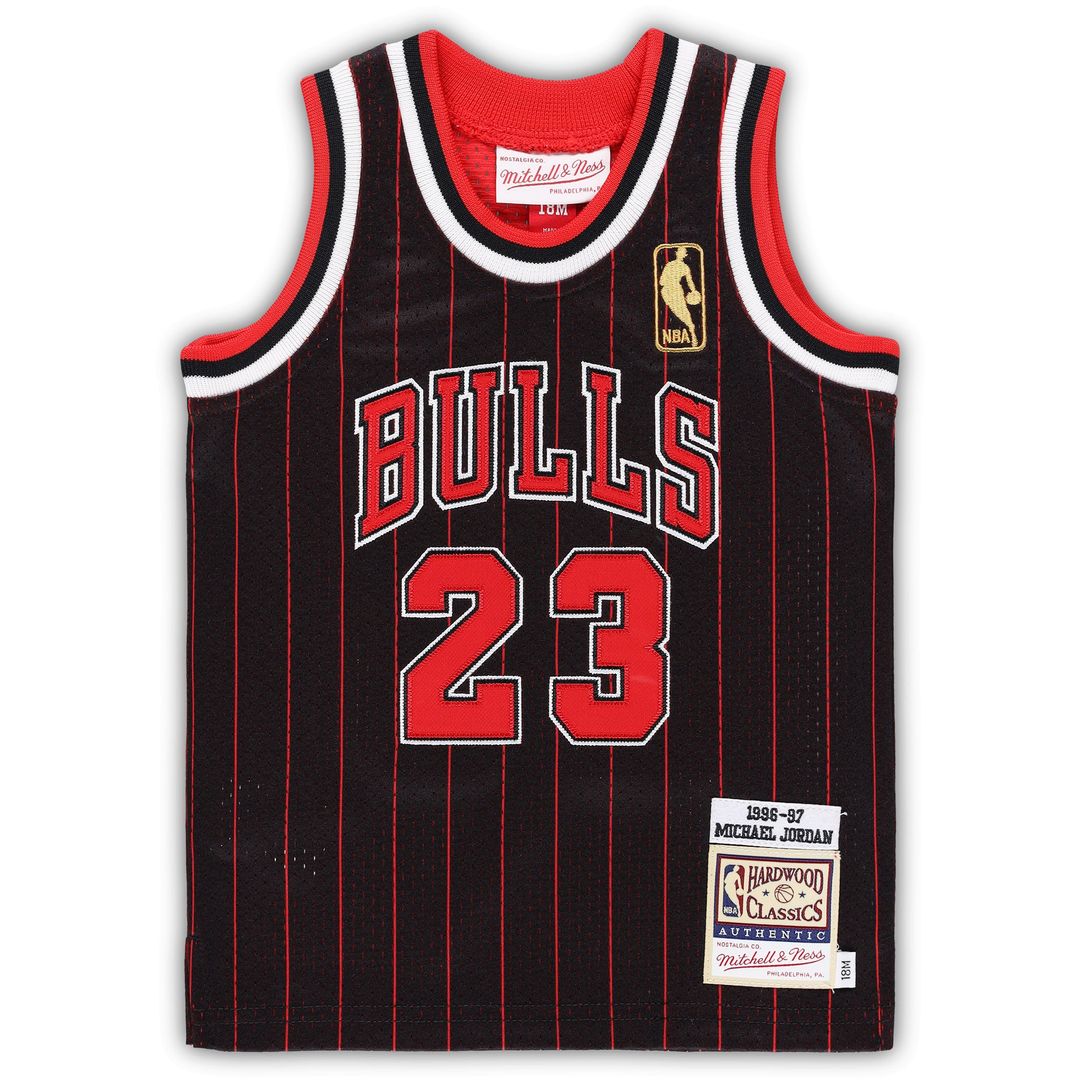 Michael Jordan | Chicago Bulls | Infant 1996/97 Hardwood Classics Jersey - Black