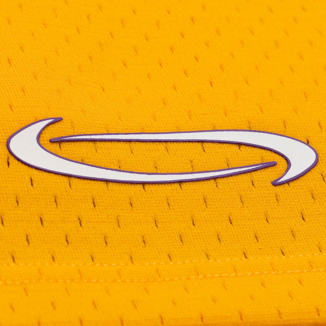 Los Angeles Lakers | Playboi Carti 1999 - 00 Swingman Jersey - Gold