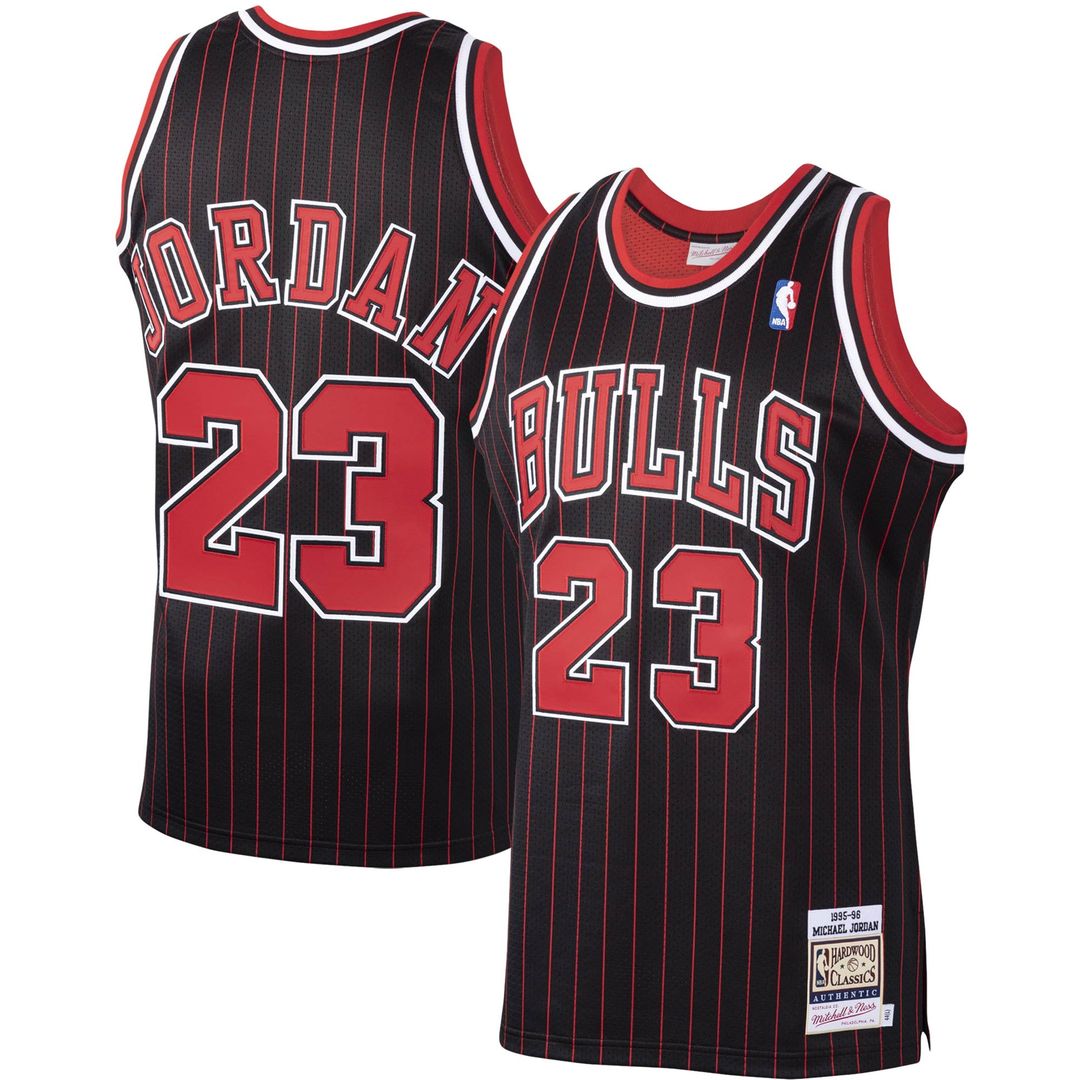 Michael Jordan | Chicago Bulls | 1995/96 Hardwood Classics Jersey - Black